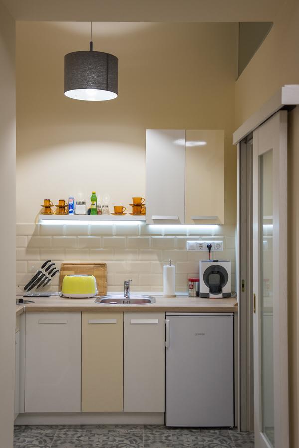 Zora Apartman Eger Bagian luar foto